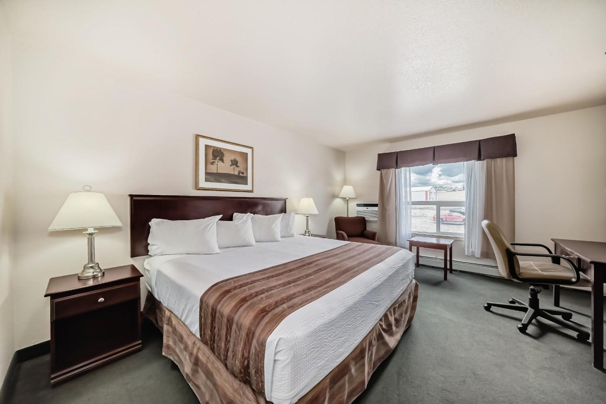 Grande Cache Inn & Suites מראה חיצוני תמונה