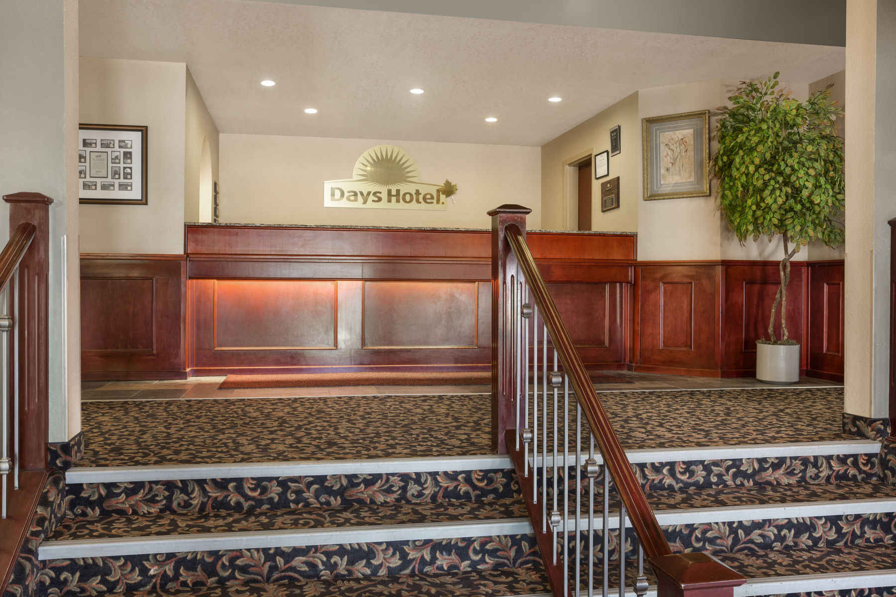 Grande Cache Inn & Suites מראה חיצוני תמונה